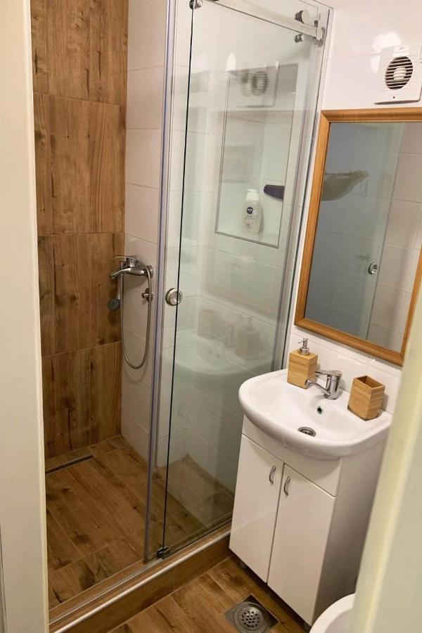 Cozy & Fully Equipped Studio In The Heart Of Downtown And Next To Kalemegdan Beograd Eksteriør bilde